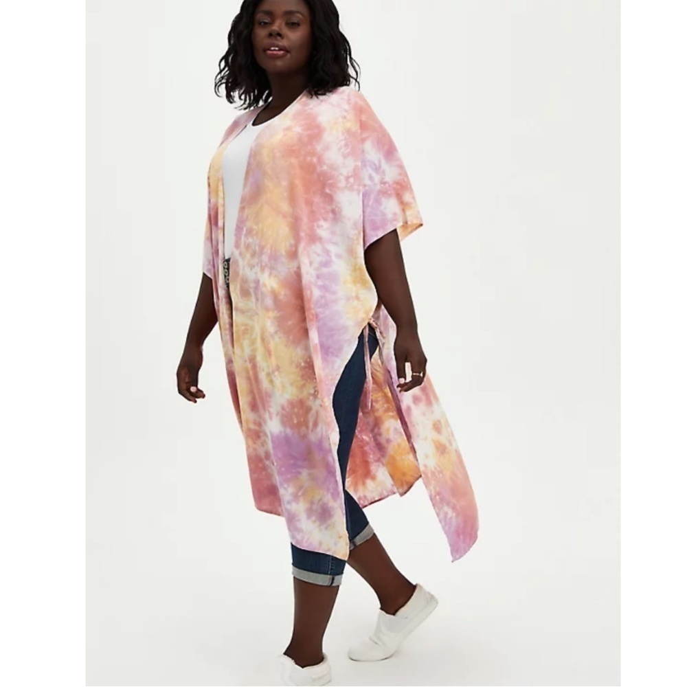 Torrid one size PINK TIE DYE LONGLINE RUANA